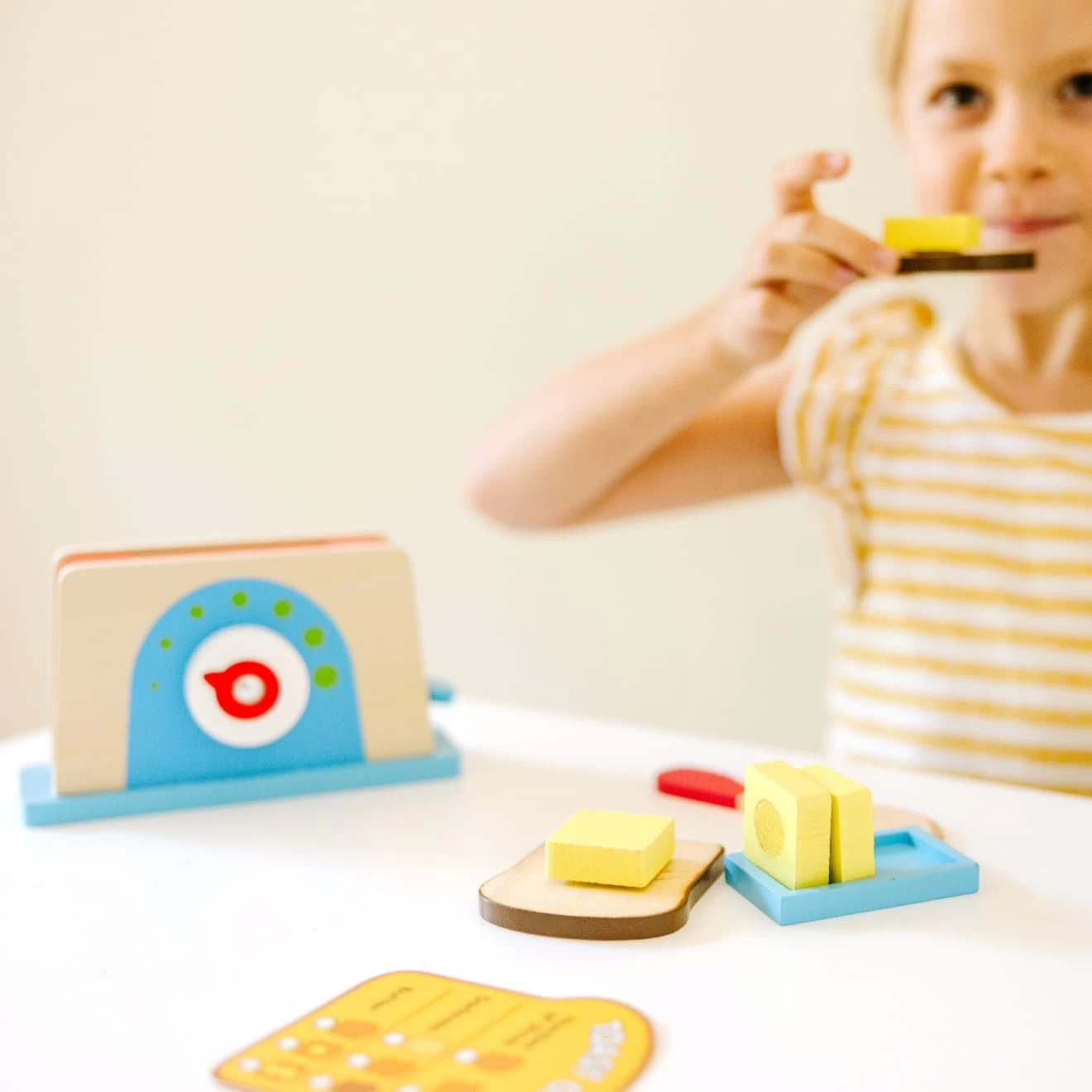 Melissa & Doug Bread & Butter Toast Set - Image 8