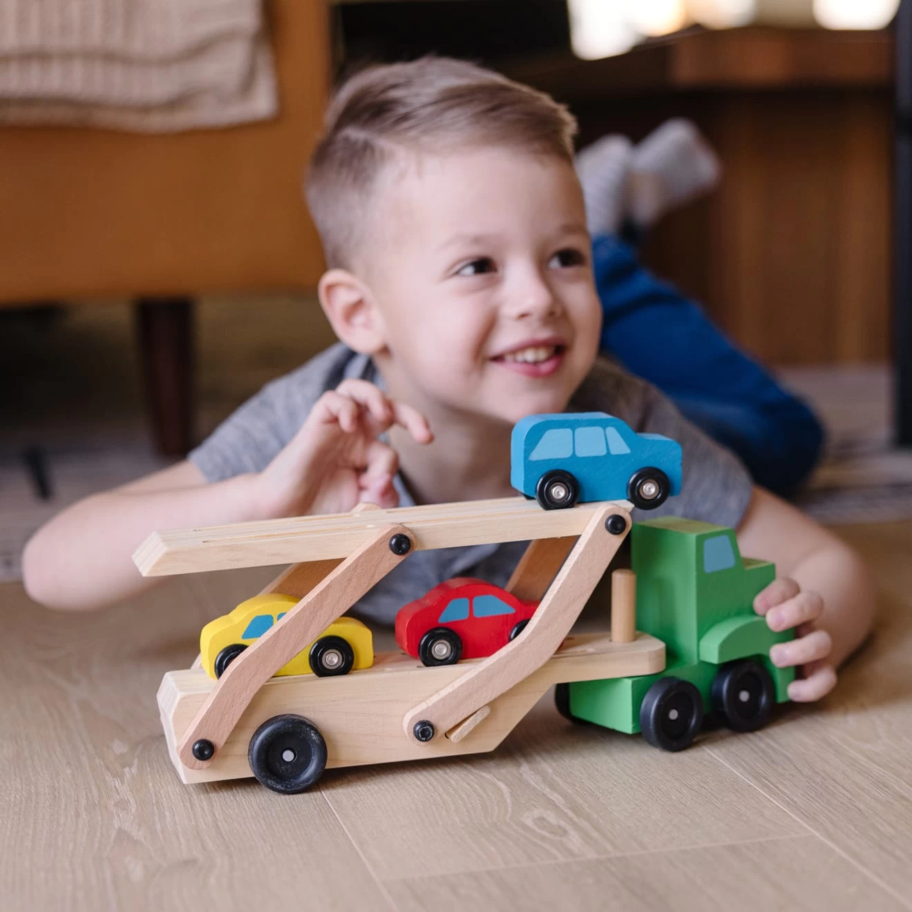 Melissa & Doug Car Carrier Truck & Cars Wooden Toy Set - Image 7