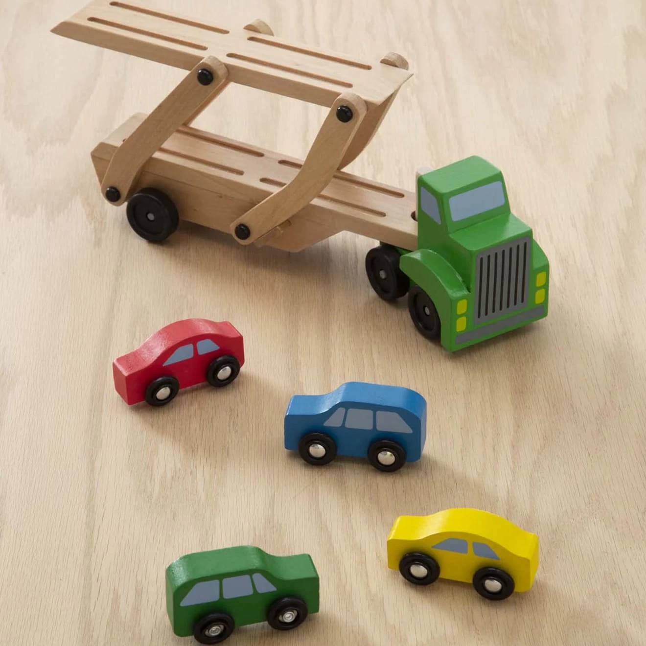 Melissa & Doug Car Carrier Truck & Cars Wooden Toy Set - Image 9