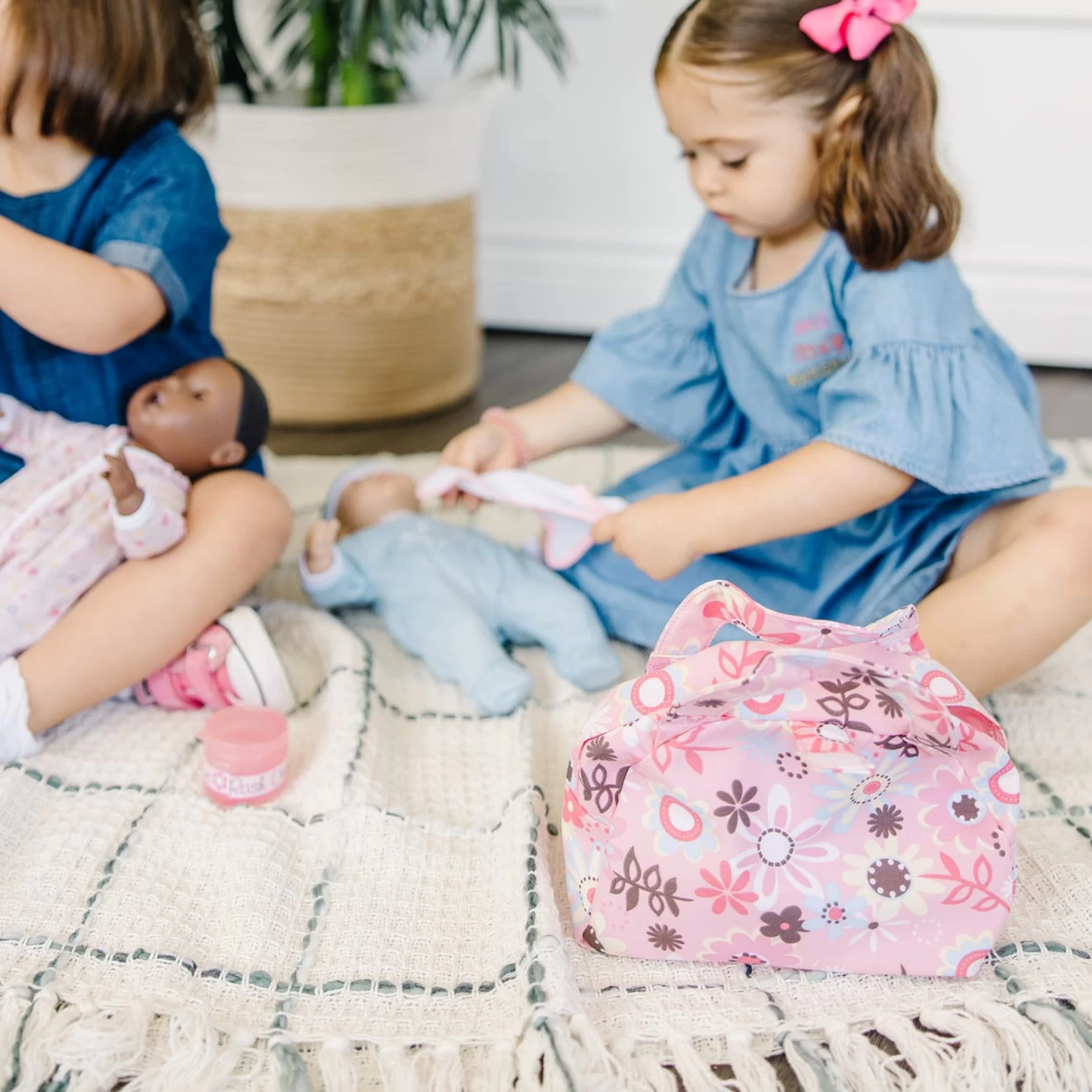 Melissa & Doug Mine To Love - Diaper Bag Set - Image 8