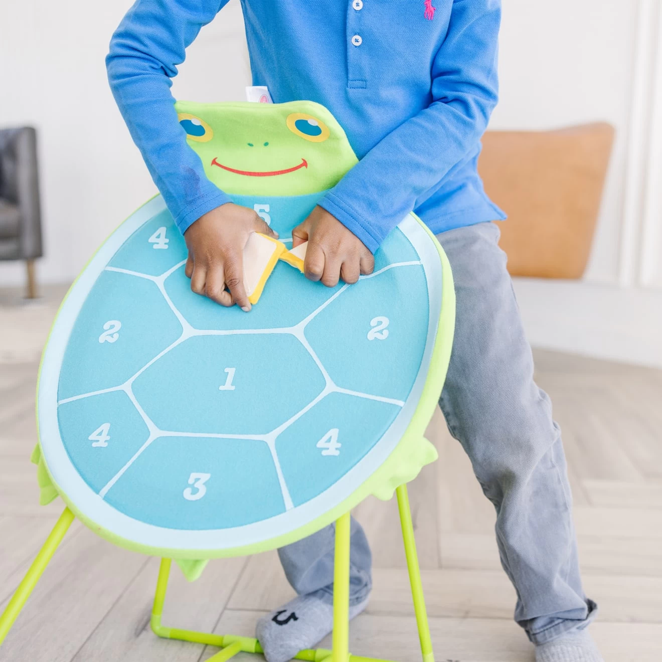 Melissa & Doug Dilly Dally Target Game - Image 5