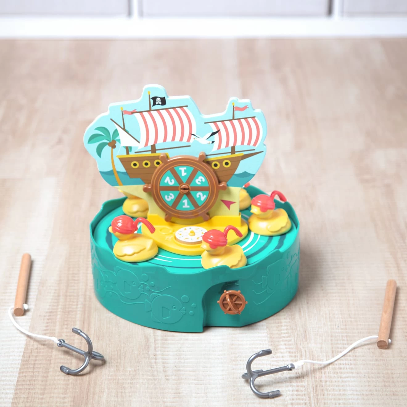 Melissa & Doug Fun At The Fair! Hook A Duck - Image 9