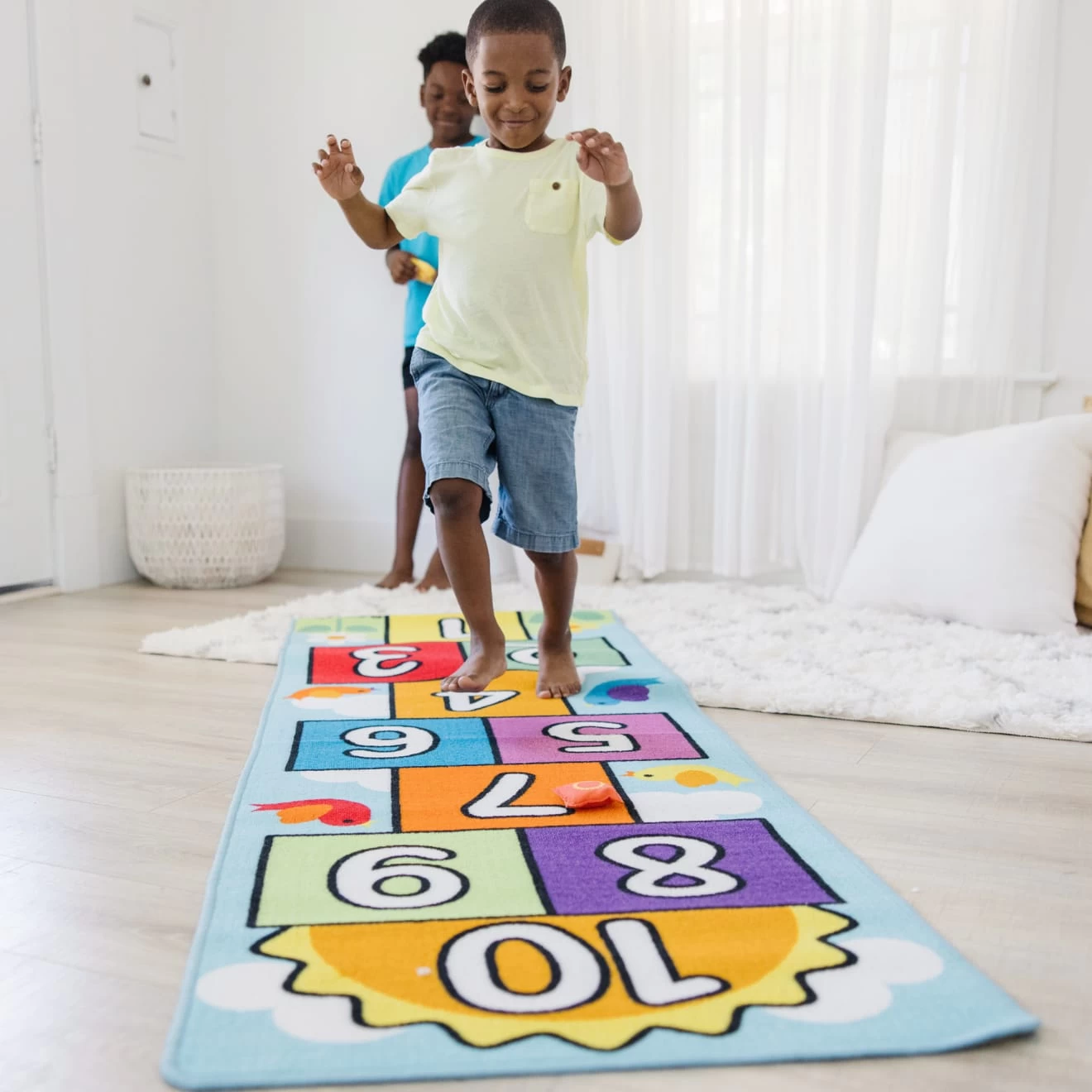 Melissa & Doug Hop & Count Hopscotch Rug - Image 5