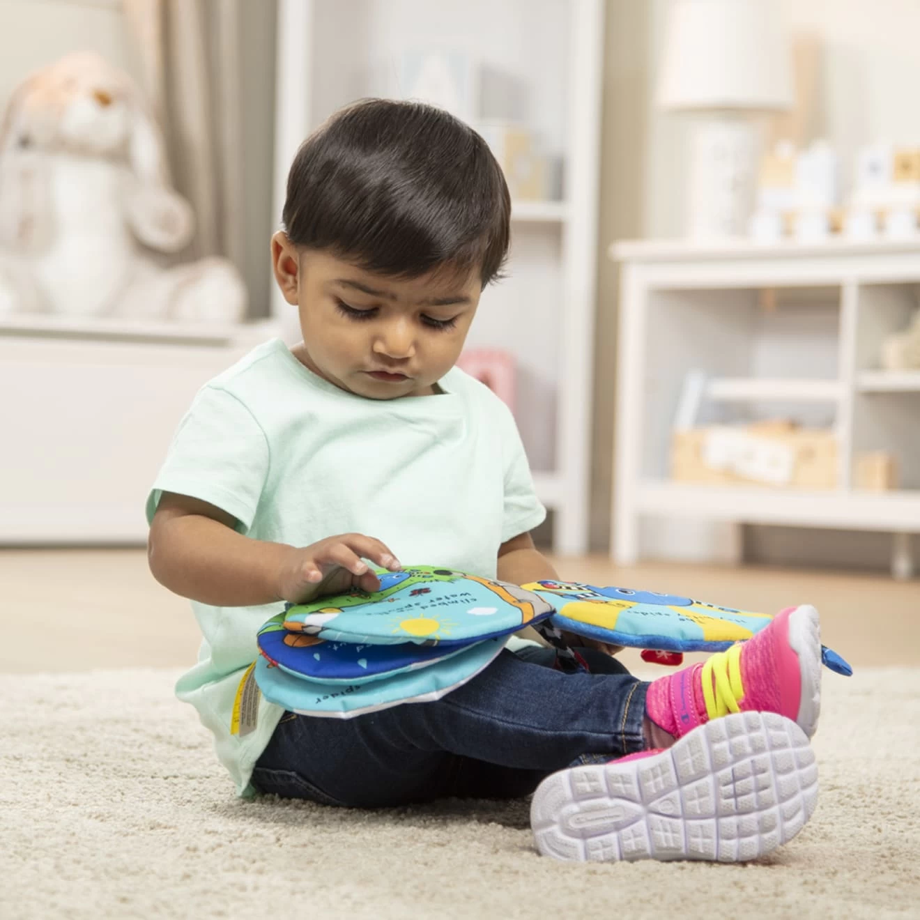 Melissa & Doug Soft Activity Book - Itsy-Bitsy Spider - Image 7