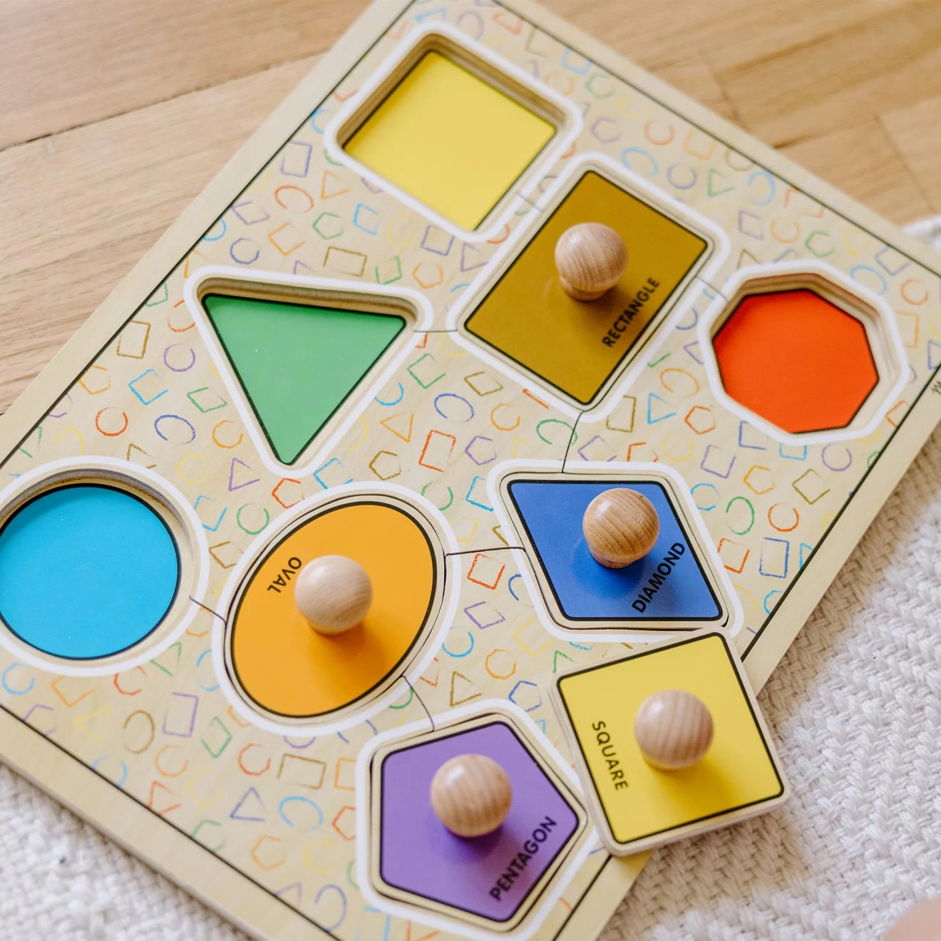 Melissa & Doug Deluxe Jumbo Knob Wooden Puzzle - Geometric Shapes (8 Pcs) - Image 9