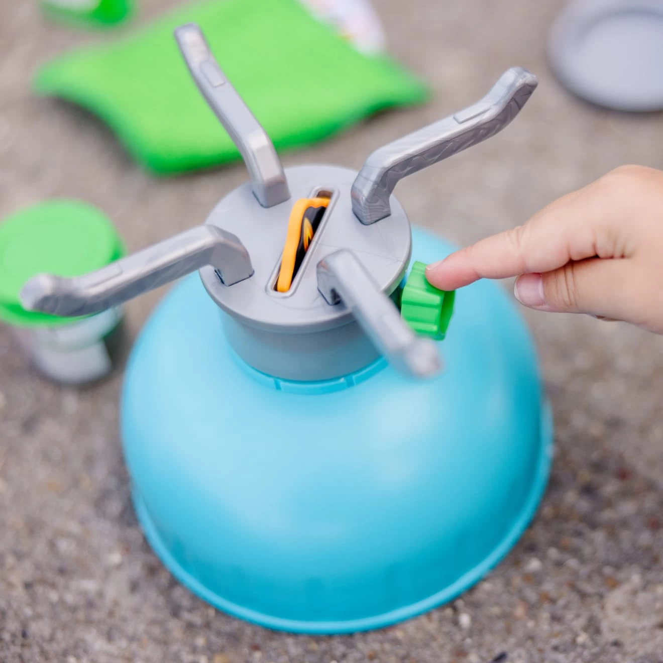 Melissa & Doug Let's Explore Outdoor Cooking Play Set - Image 7