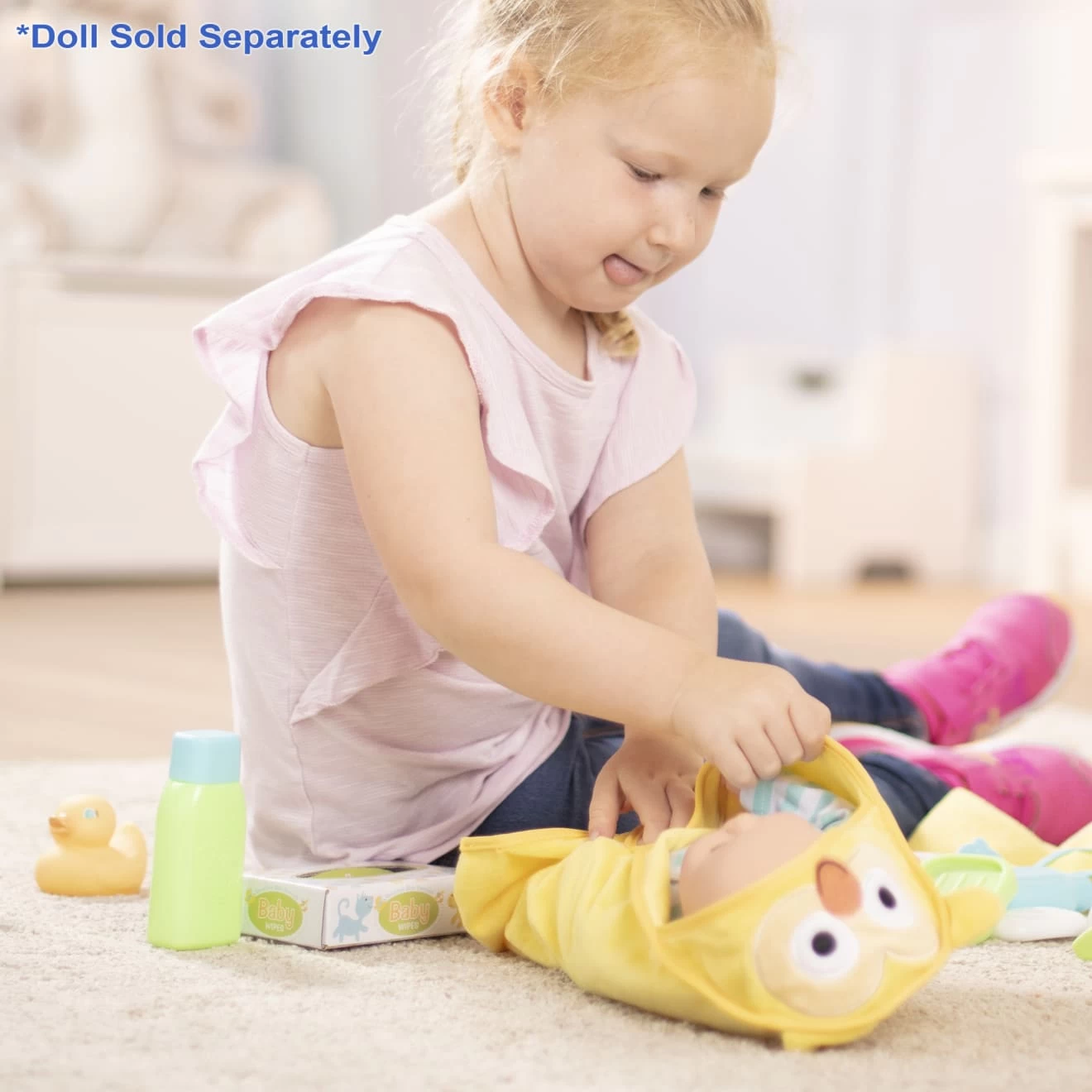 Melissa & Doug Mine To Love Changing & Bathtime Play Set - Image 6