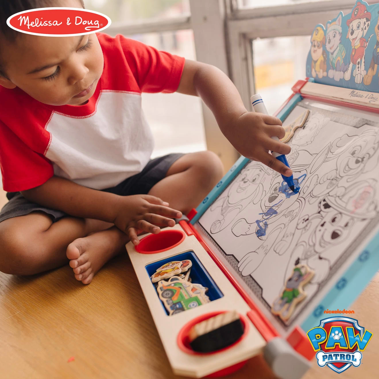 Melissa & Doug PAW Patrol Tabletop Art Center - Image 6