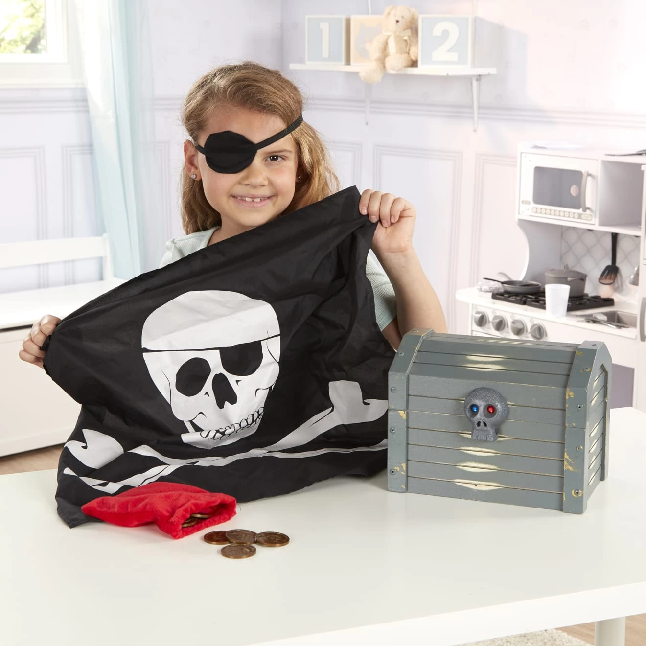 Melissa & Doug Wooden Pirate Chest - Image 6