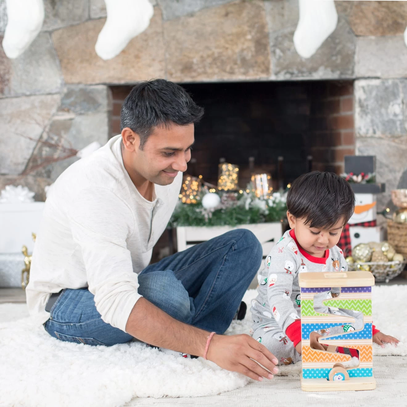 Melissa & Doug First Play Wooden Safari Zig-Zag Tower With 4 Rolling Pieces - Image 6