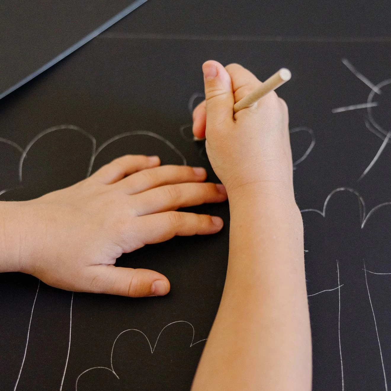 Melissa & Doug Scratch Art Black Coated 12 Pt. Scratchboards (12 Boards) - Image 5