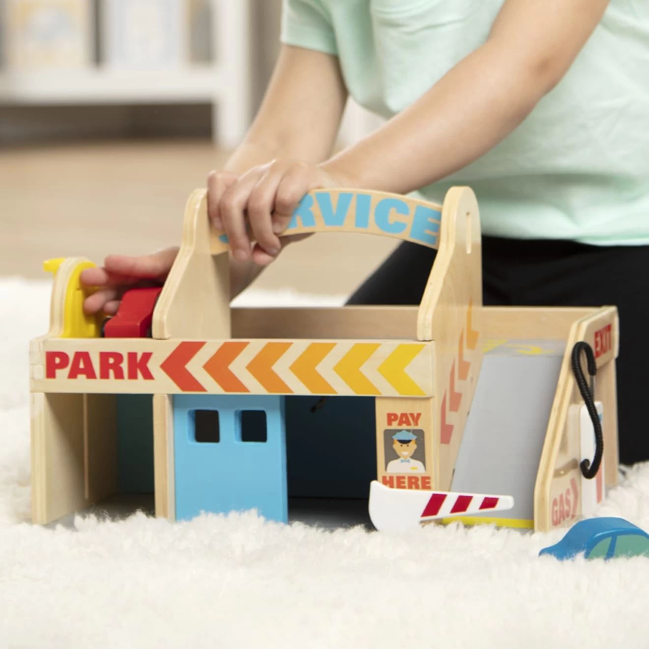 Melissa & Doug Service Station Parking Garage - Image 7