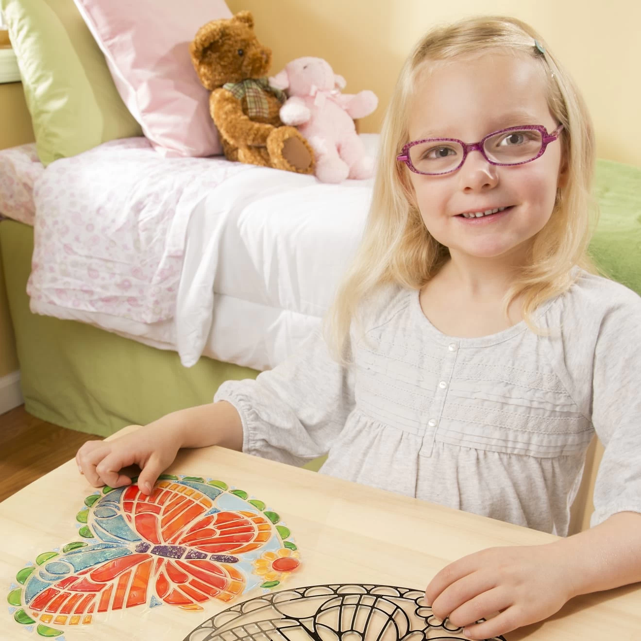 Melissa & Doug Stained Glass Made Easy - Butterfly - Image 7