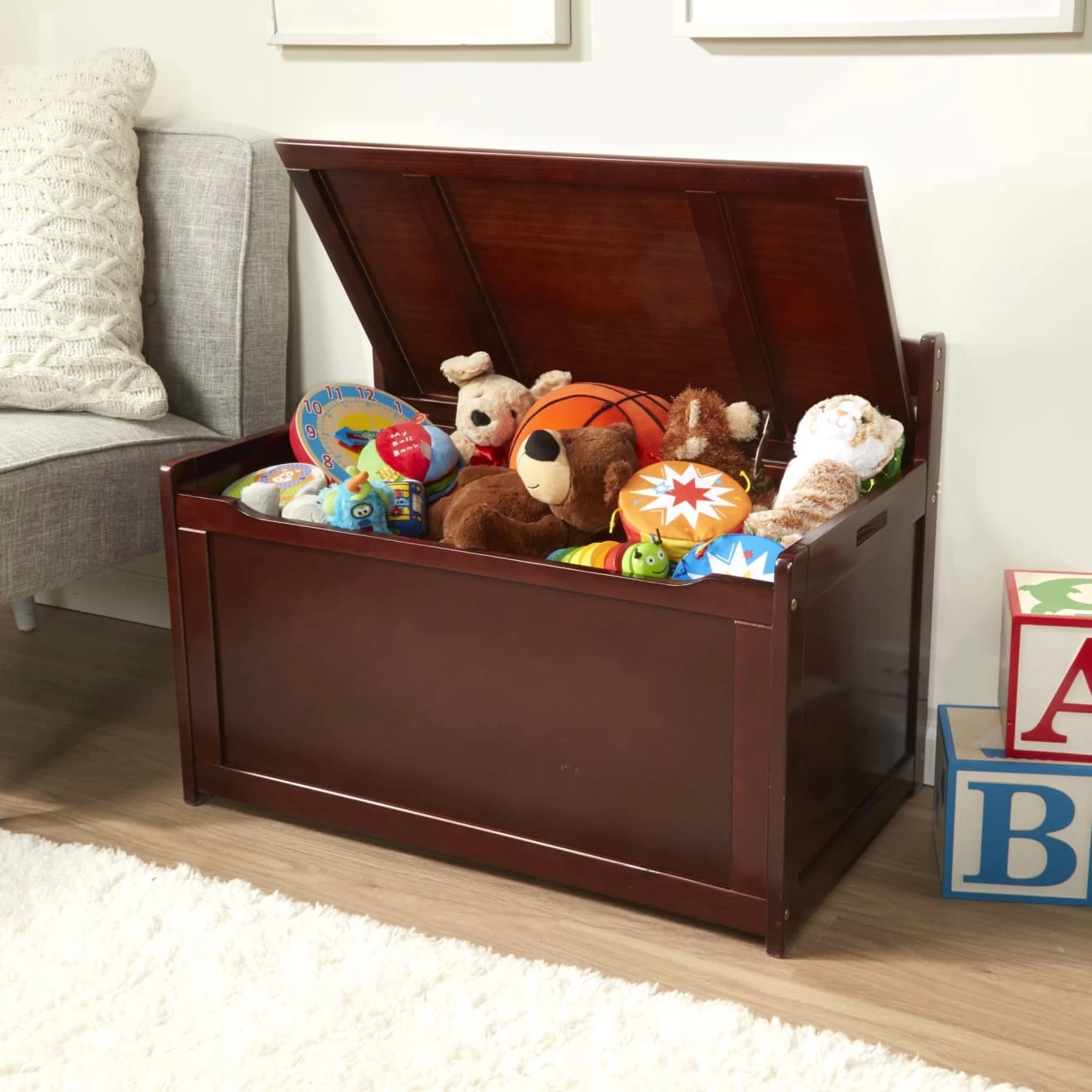 Melissa & Doug Wooden Toy Chest (Espresso) - Image 9
